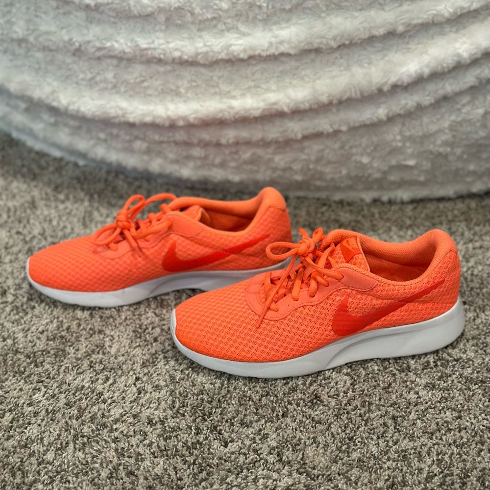 Nike Sneakers NWOT